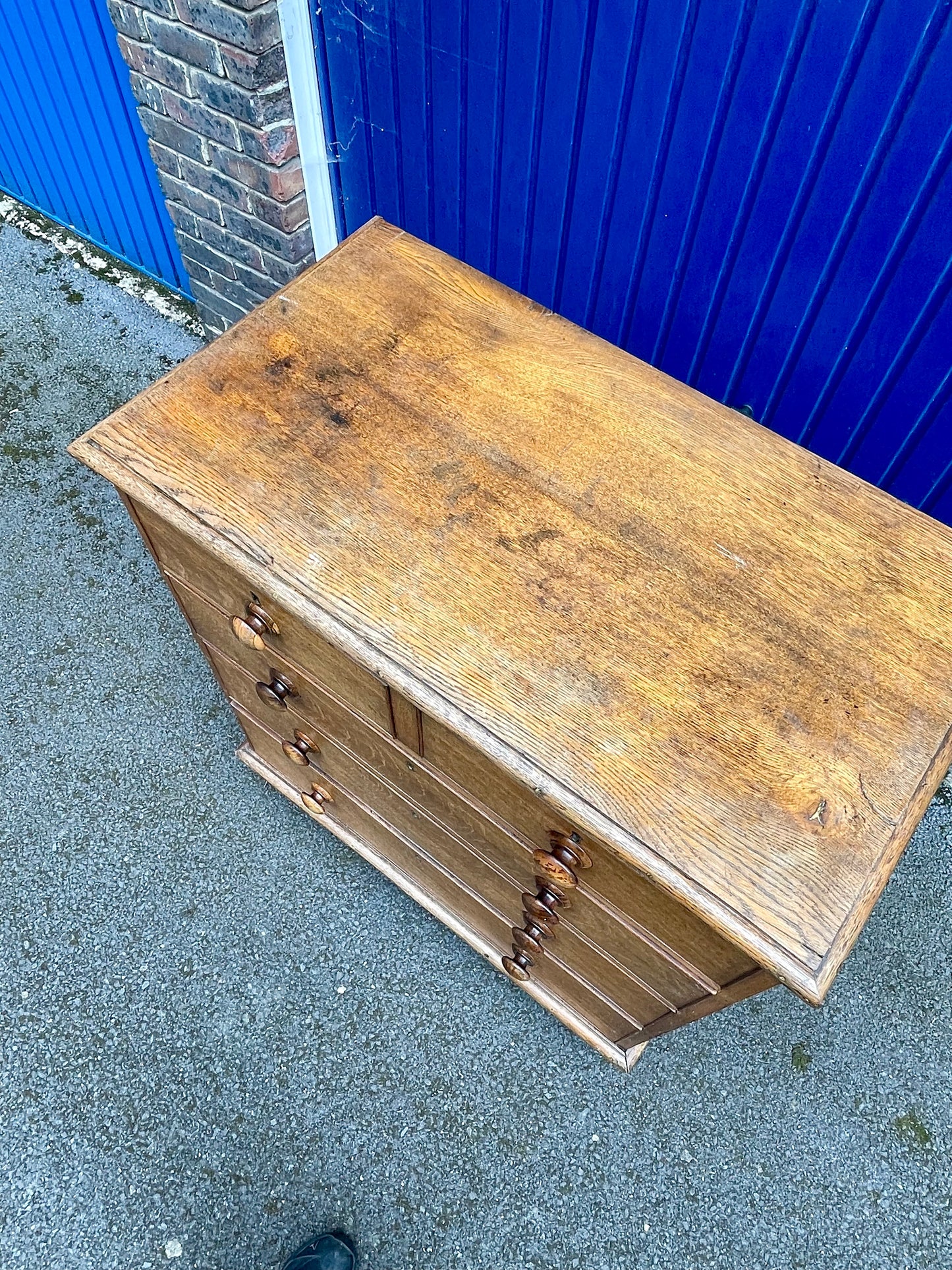 19th Century English oak chest Of drawers