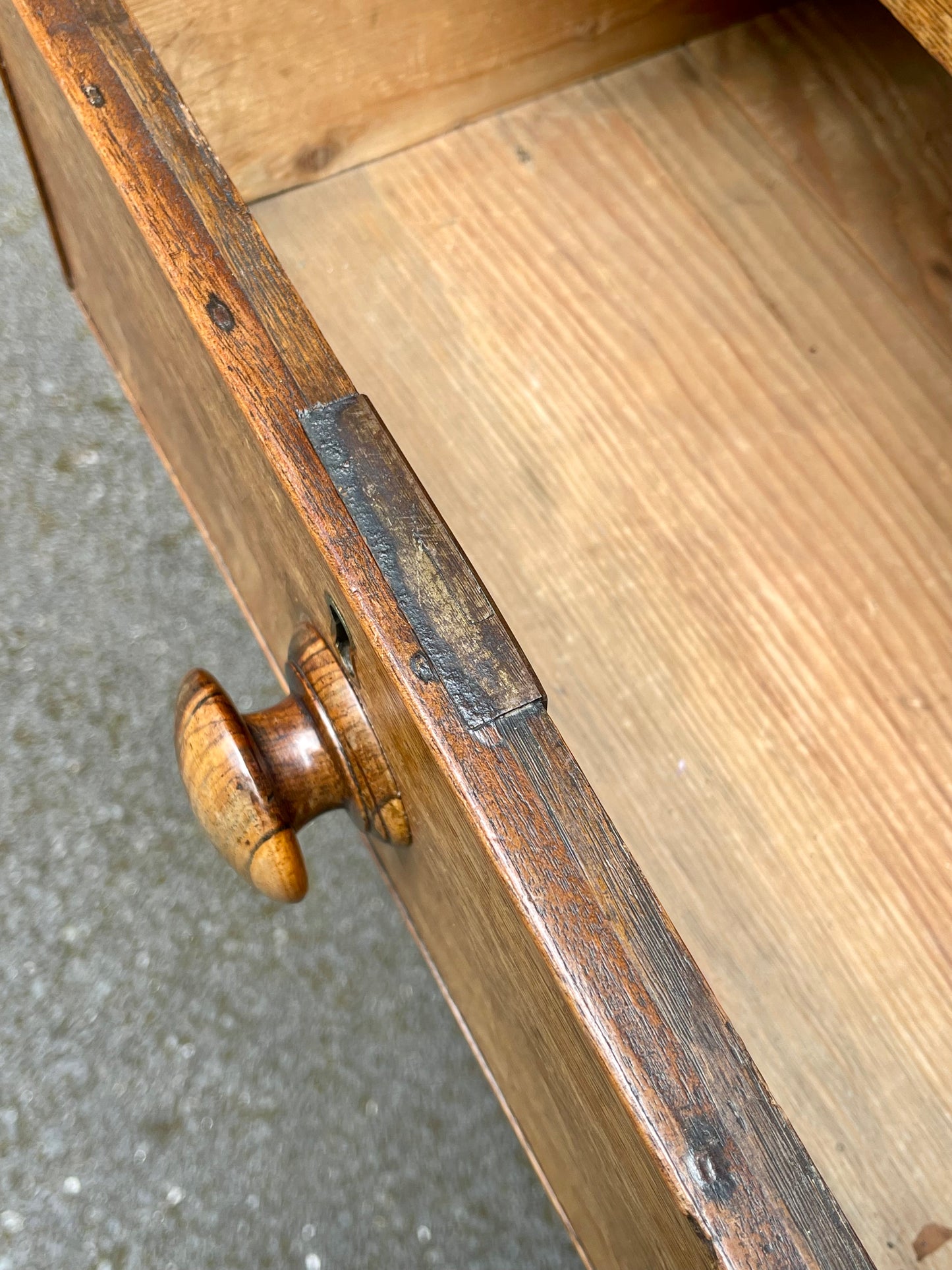 19th Century English oak chest Of drawers