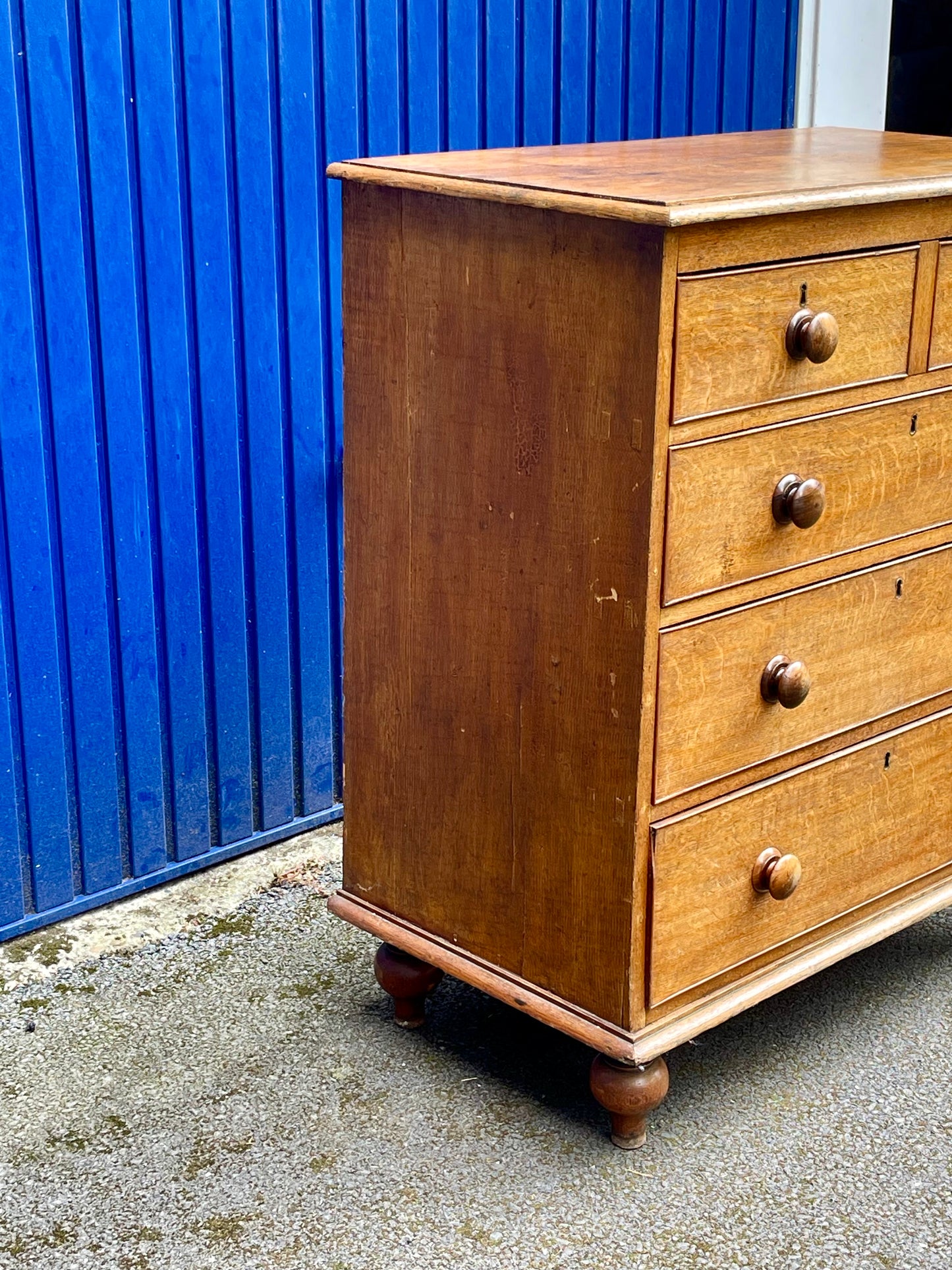 19th Century English oak chest Of drawers