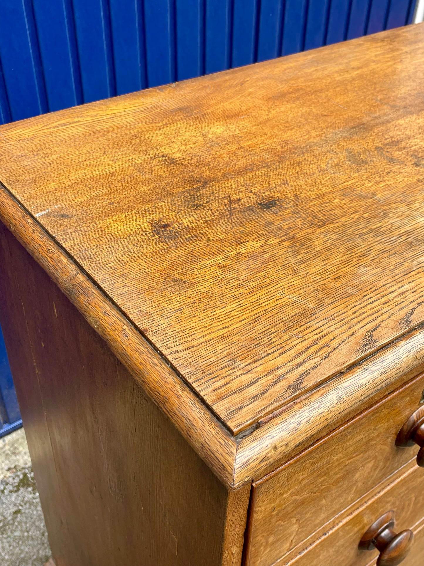 19th Century English oak chest Of drawers