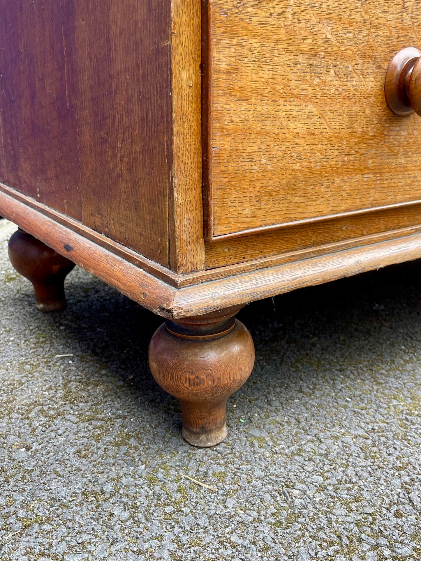19th Century English oak chest Of drawers